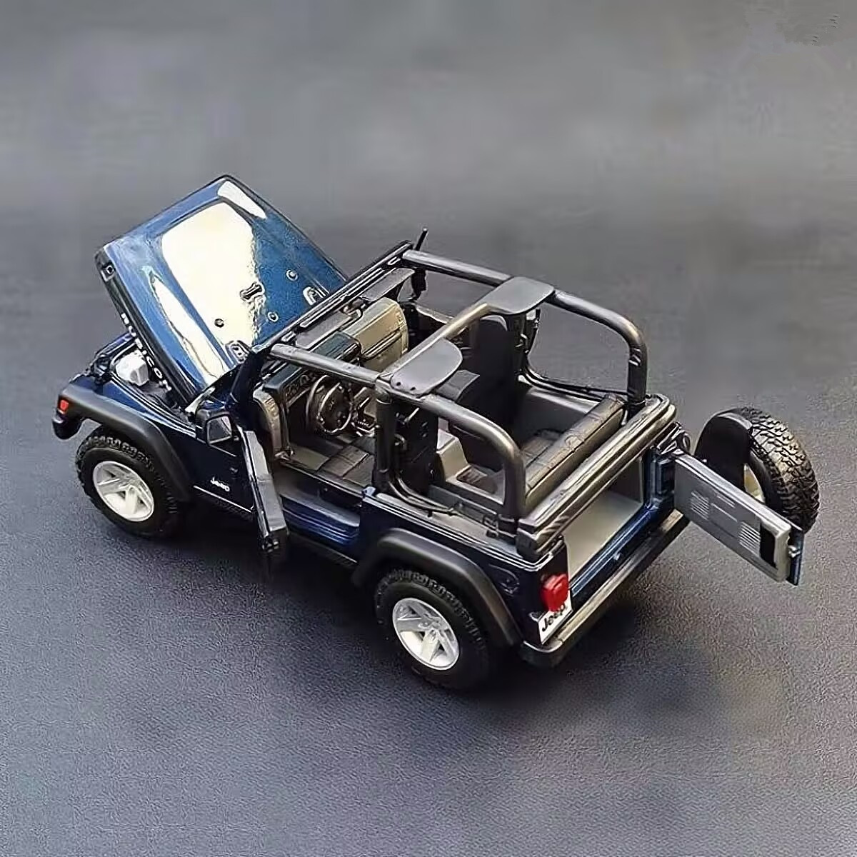 Maisto 1:18 Jeep Wrangler Rubi - đánh giá và giá Kids Toys Jeep